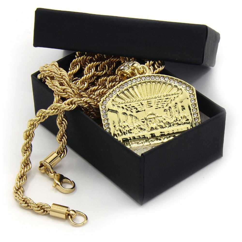 14k Gold Jesus Supper 24" Pendant + Necklace
